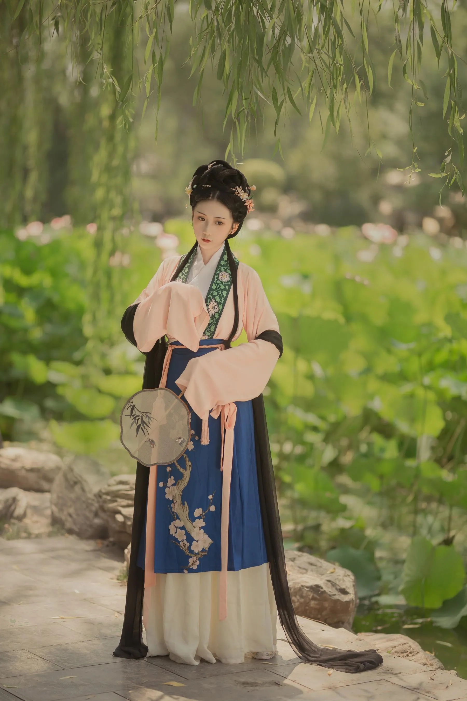 [YITUYU艺图语]2021.12.23 荷叶罗裙 绿绿子 [21P]插图8